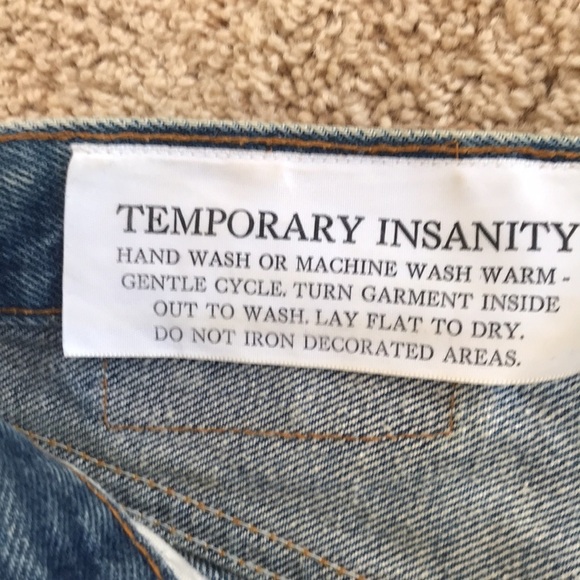 LEVI’S size 6 high waist jeans with appliqué - Picture 9 of 14